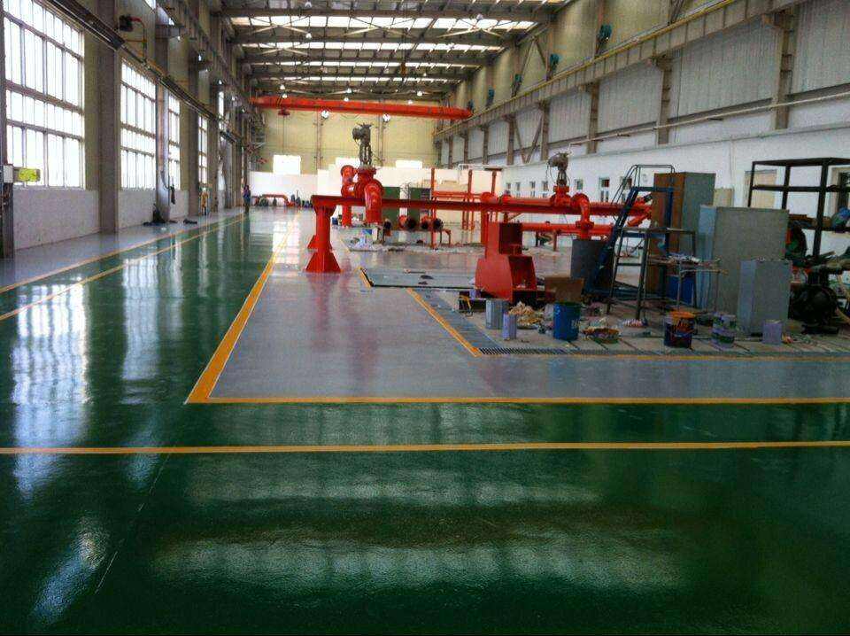 铜梁彩色防滑路面是兼具